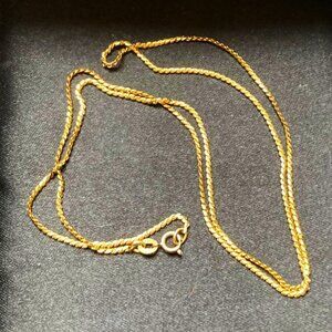 Italian chain necklace in 18K gold